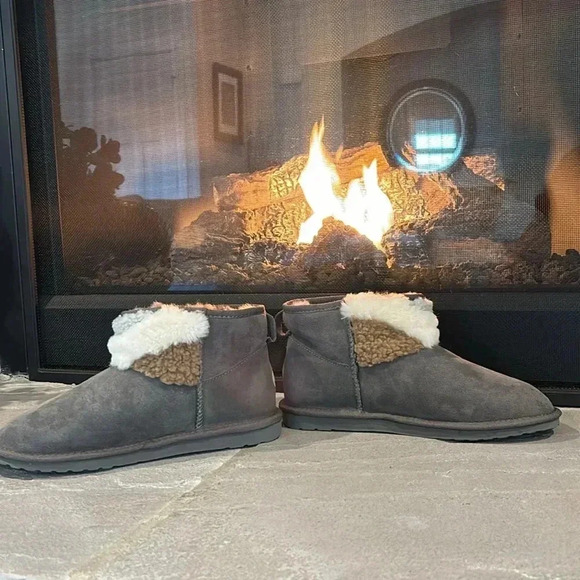 EMU Stinger Micro Patch Unisex Water resistant 100% sheepskin rubber sole boots - Picture 7 of 14